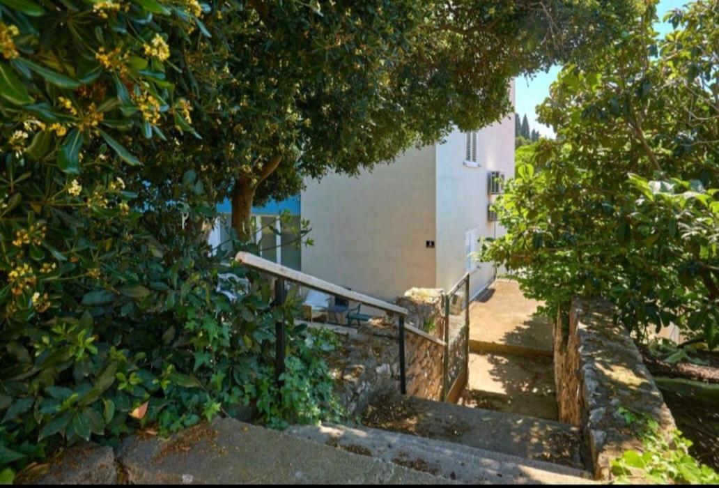 Studio Apartment Ivana - New Sweet Apartment ดูบรอฟนิก ภายนอก รูปภาพ